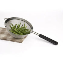 מסננת נירוסטה OXO 20cm