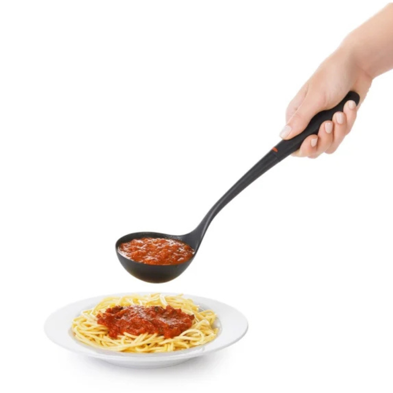 כף למרק מצקת ניילון OXO