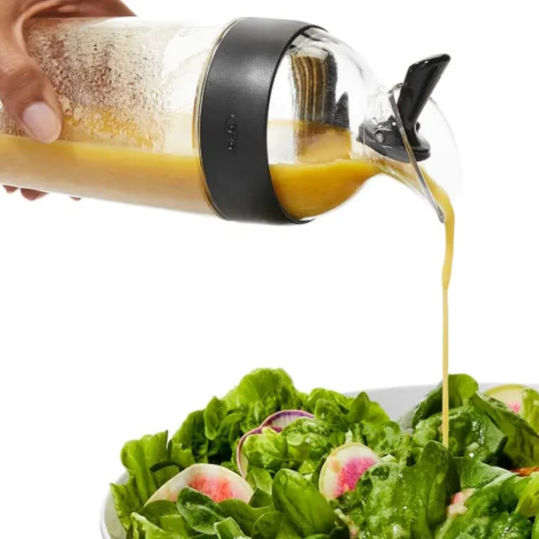 שייקר להכנת רטבים לסלט OXO 355ml