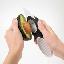 פורס אבוקדו 3 ב-1 לבן OXO