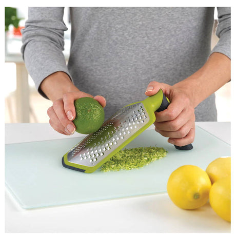 מגרדת Twist Grater ירוקה Joseph Joseph