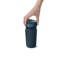 כוס TO GO כחולה Joseph Joseph 454ml