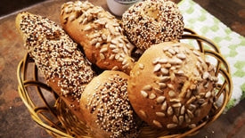 לחמים כפריים